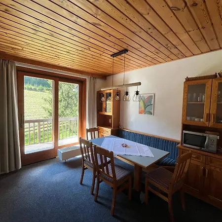 Daire Mai-brunn Alm Appartements, Maibrunnenweg 34-36 *