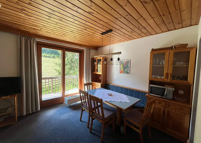 Apartment Mai-brunn Alm Appartements, Maibrunnenweg 34-36 *